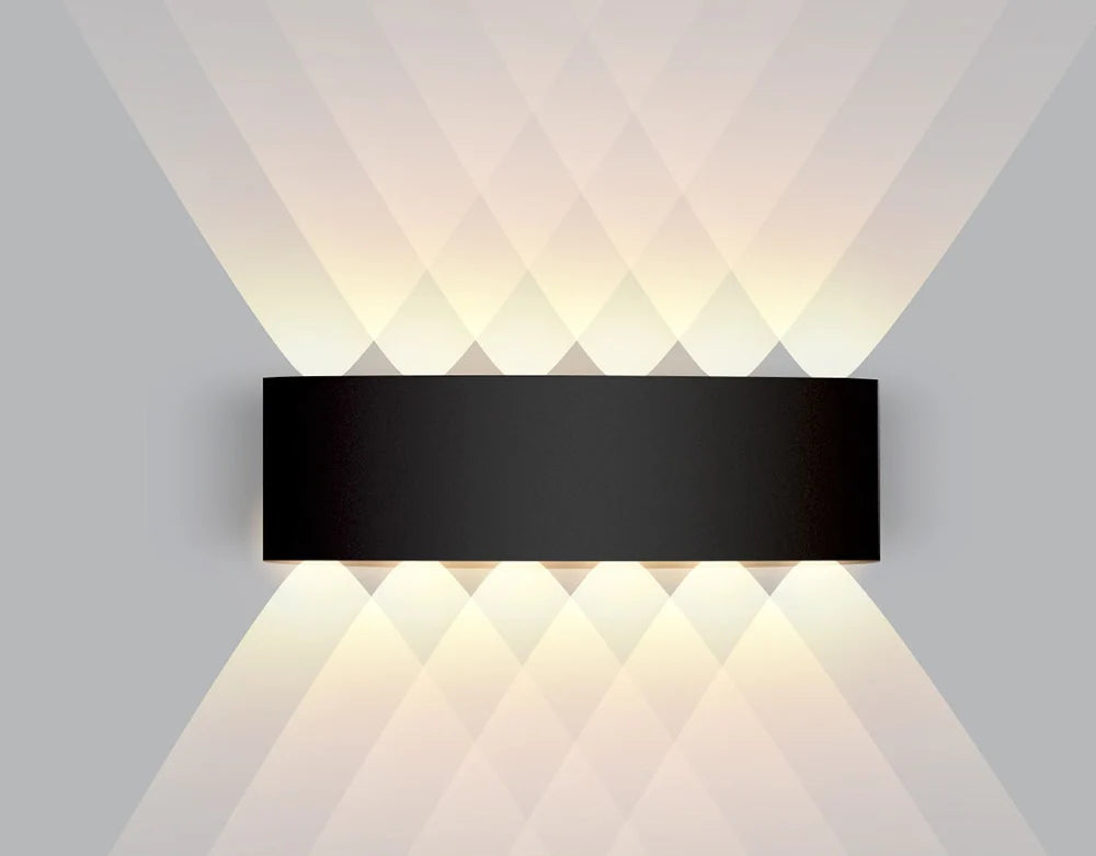 Innen-LED-Wandleuchte mit Auf-Ab-Licht – Warmweiß