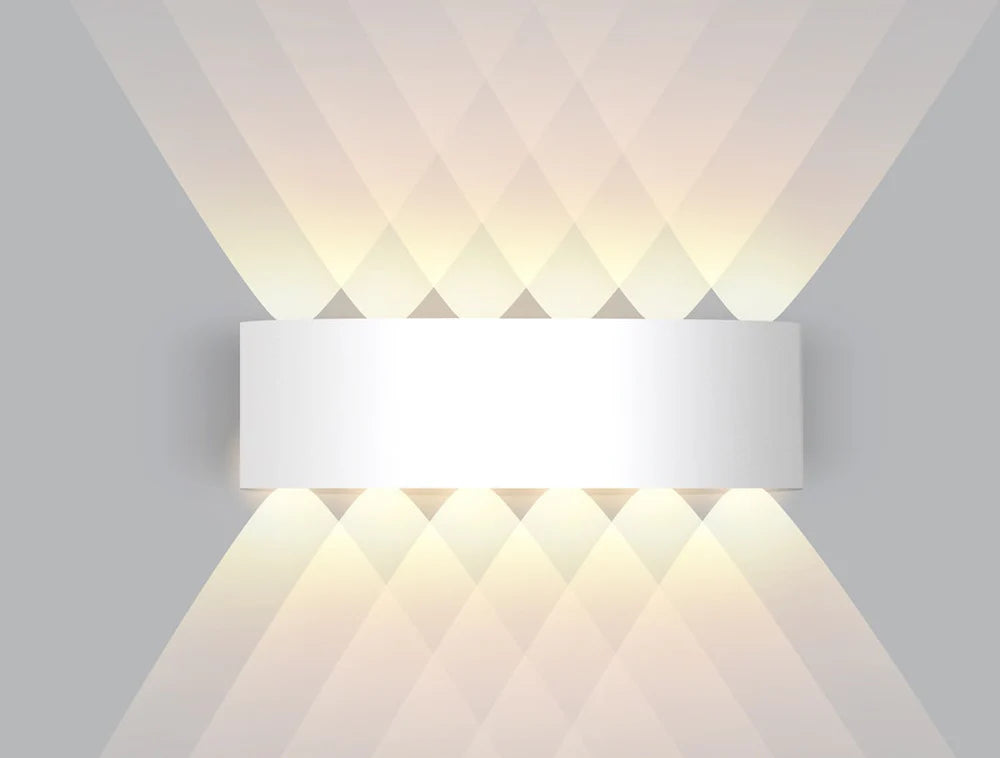 Innen-LED-Wandleuchte mit Auf-Ab-Licht – Warmweiß