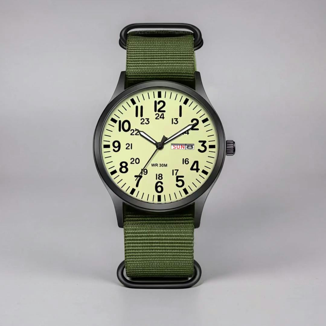 Herrenuhr Military-Stil mit NATO-Armband wasserdicht