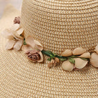 Summer hat with floral decoration for women