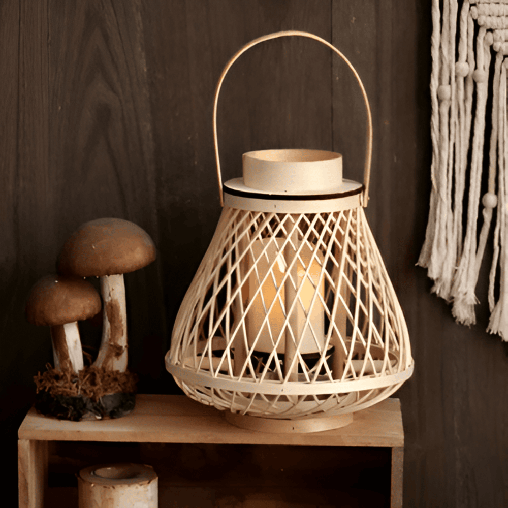 Rattan Laterne mit LED-Kerze – Handgeflochten