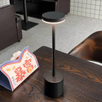 LED-Tischlampe mit kabelloser Ladestation