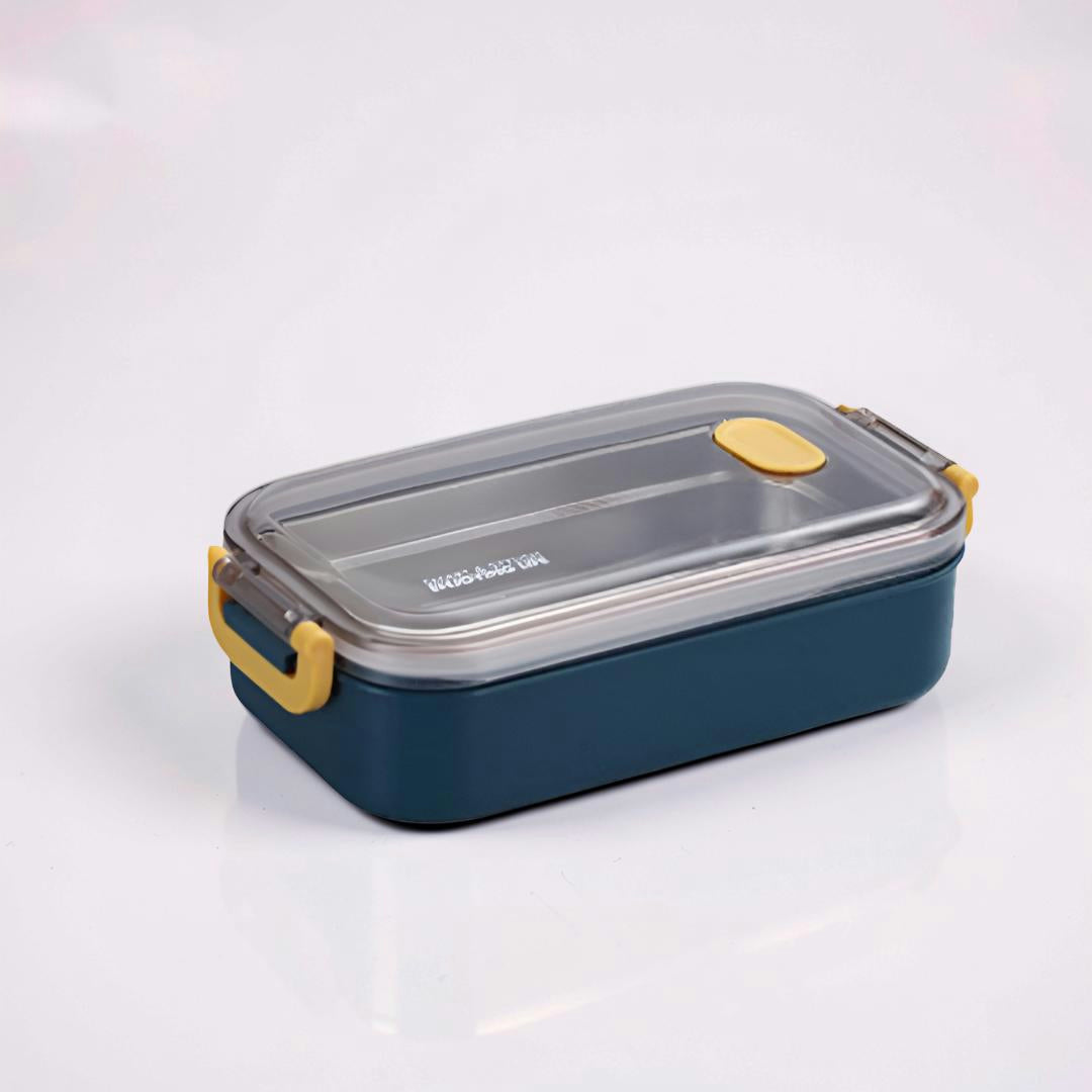 Thermo-insulated lunchbox with stainless steel