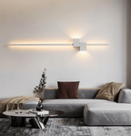 LED-Wandleuchte mit linearer Lichtführung – Modernes Design