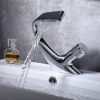 Wasserfall-Waschtischarmatur mit Einhebelsteuerung aus Messing