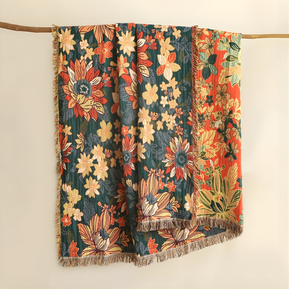 Baumwoll-Tagesdecke mit Blütenmuster und Quasten