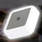 LED-Nachtlicht mit Lichtsensor für Steckdose