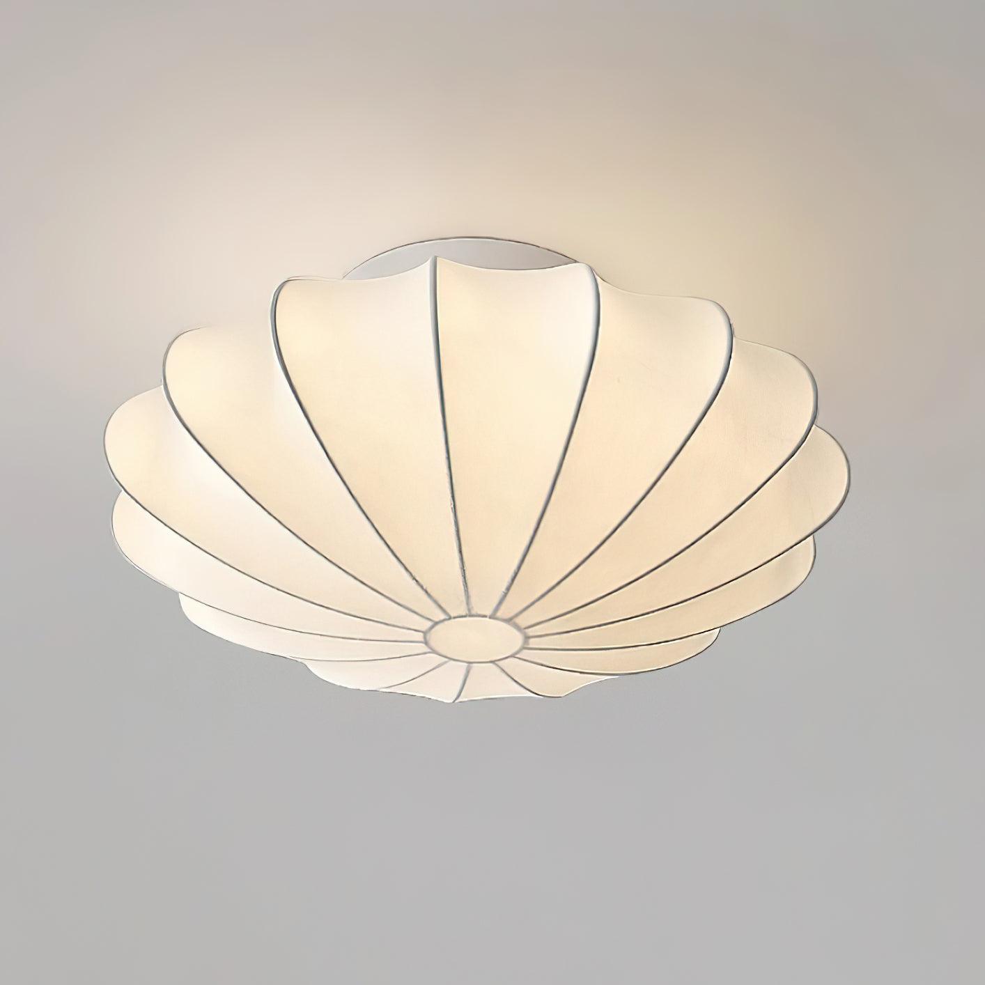 Deckenleuchte Muschel-Design mit warmem Licht