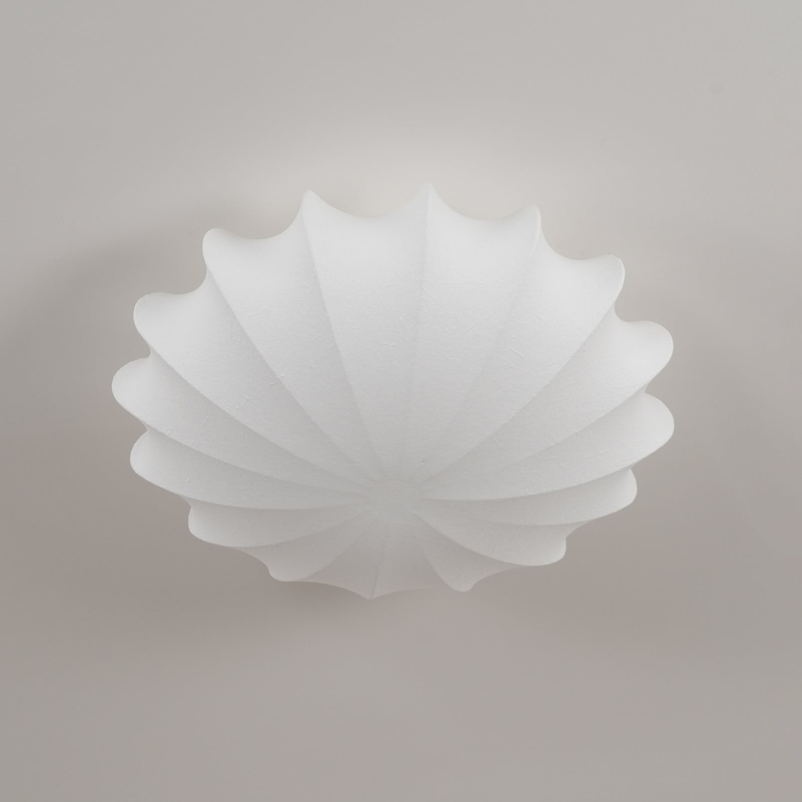 Deckenleuchte Muschel-Design mit warmem Licht