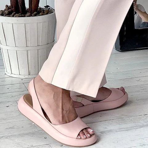Comfort sandals for women with low heels – Orthopedically inspired