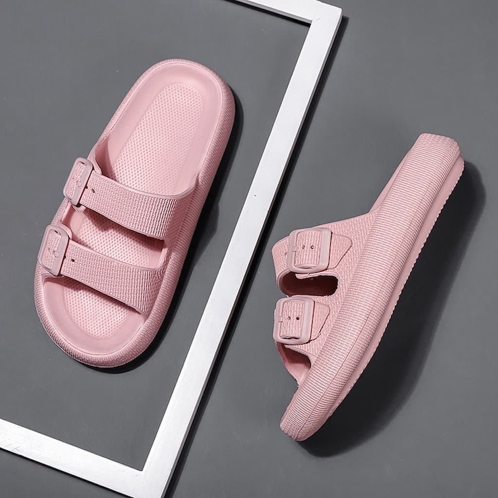 Sandals with EVA cushioning and ergonomic straps