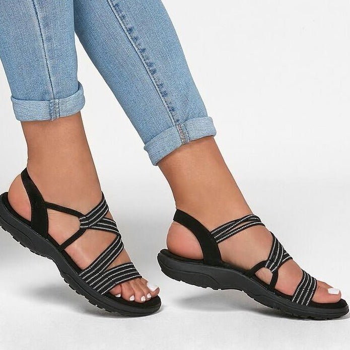 Women's sandals with strap closure and comfort sole