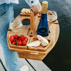 Klappbarer Holz-Picknicktisch mit Wein- und Snackfächern