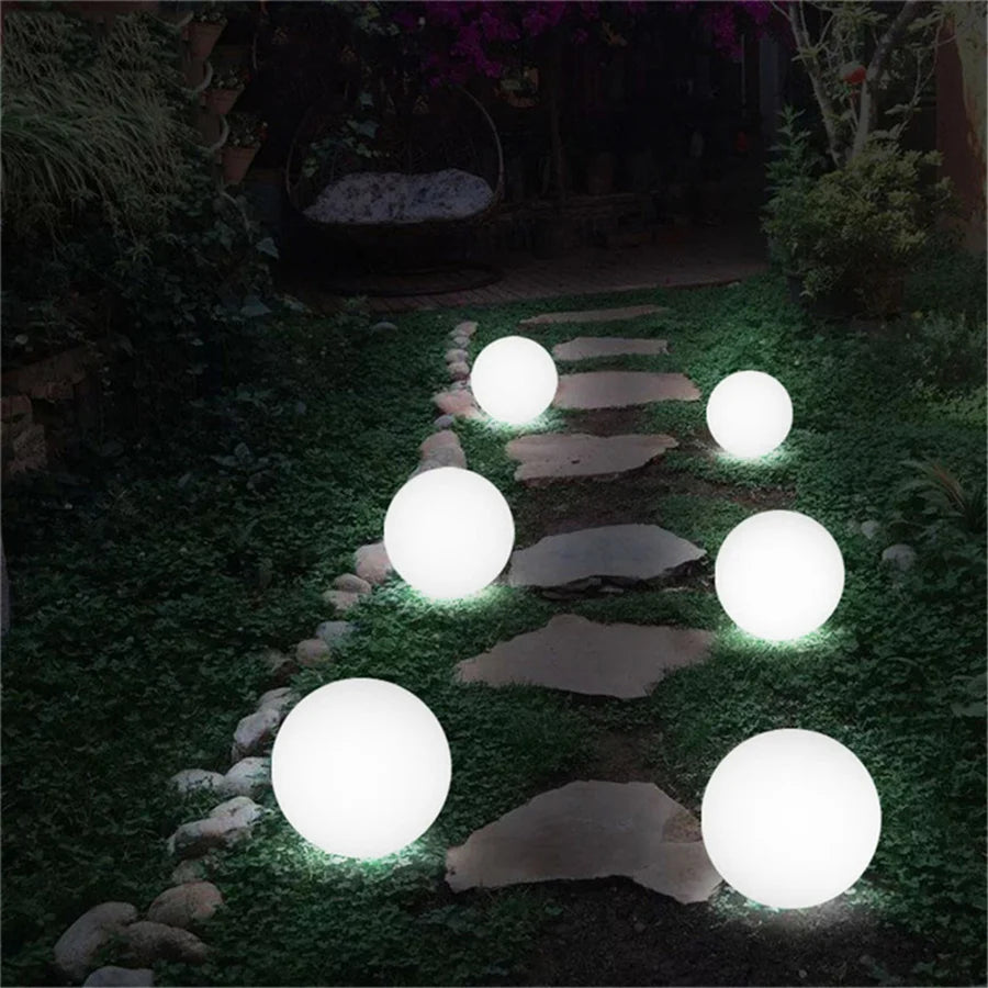 LED-Kugelleuchte mit Fernbedienung – 16 Farben