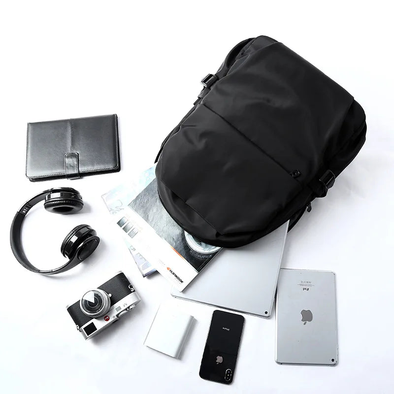 Rucksack wasserabweisend mit gepolstertem Laptopfach