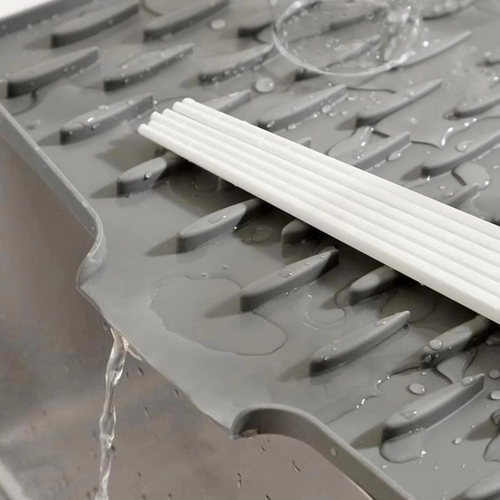 Silicone Drip Mat with Drainage Channel for the Kitchen
