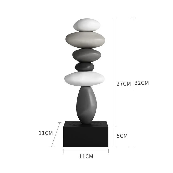 Stone sculpture with stacked elements – balance and calm