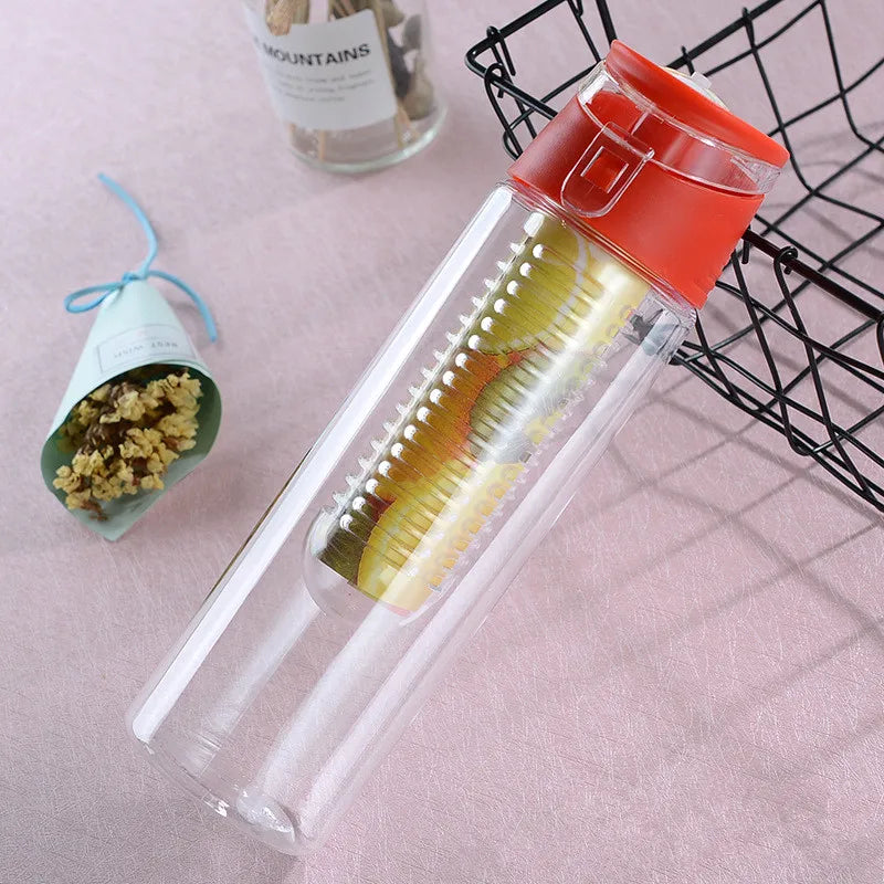 Trinkflasche mit Fruchtinfuser – 700 ml
