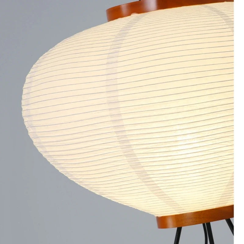 Stehlampe mit Reispapier-Schirm – Japanischer Stil