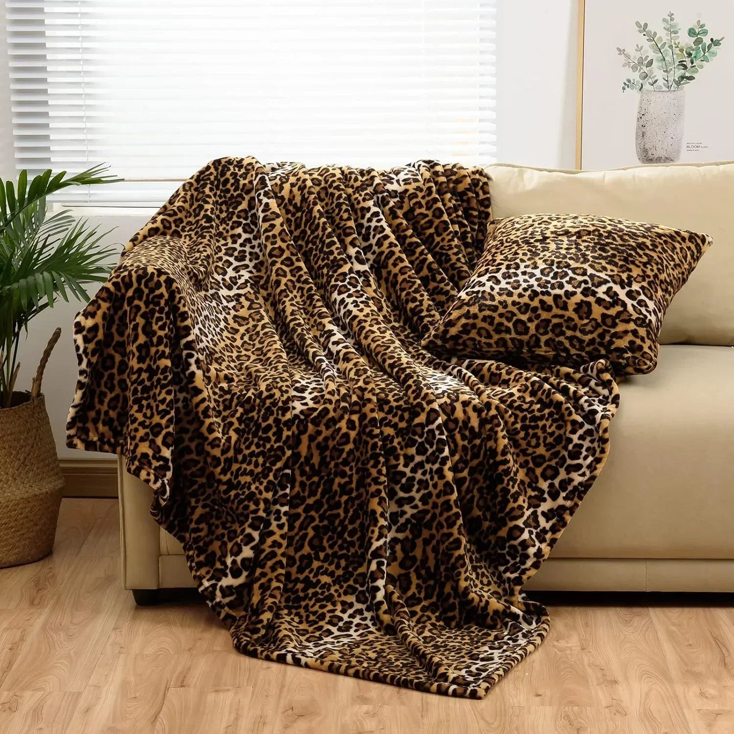Kuscheldecke Fleece mit Leopardenmuster