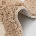 Bath mat with geometric pattern – non-slip and highly absorbent