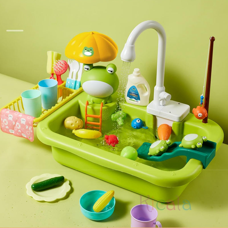 Water play table with fountain and toys