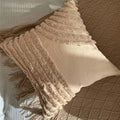 Decorative pillow with tufted patterns cm