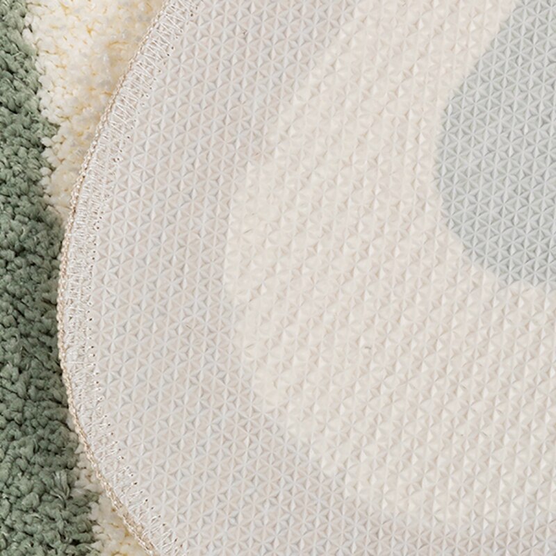 Bath mat with geometric pattern – non-slip and highly absorbent