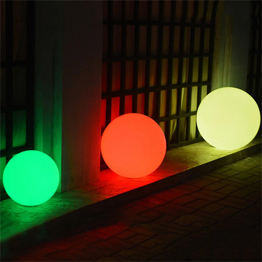 LED-Kugelleuchte mit Fernbedienung – 16 Farben