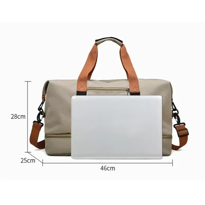 Sports bag with shoe compartment and wet-dry separation