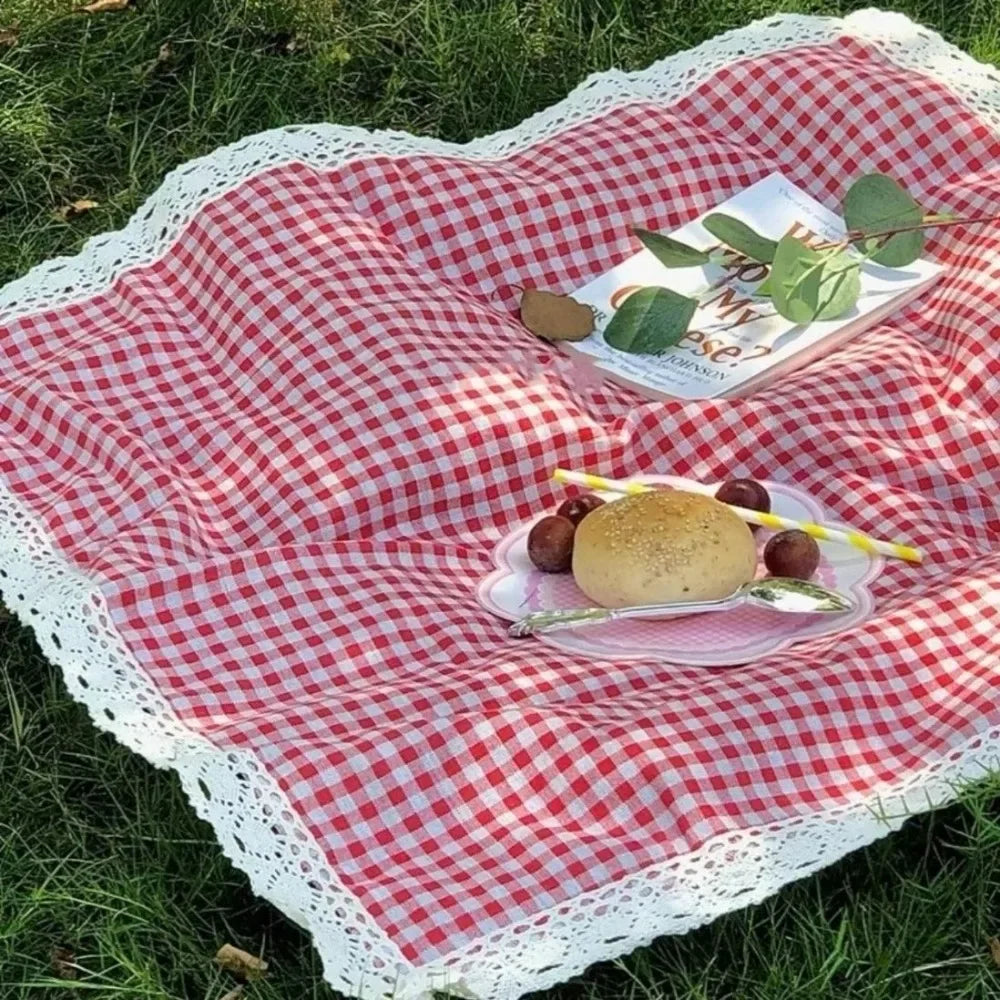 Waterproof Checkered Picnic Blanket with Lace Trim