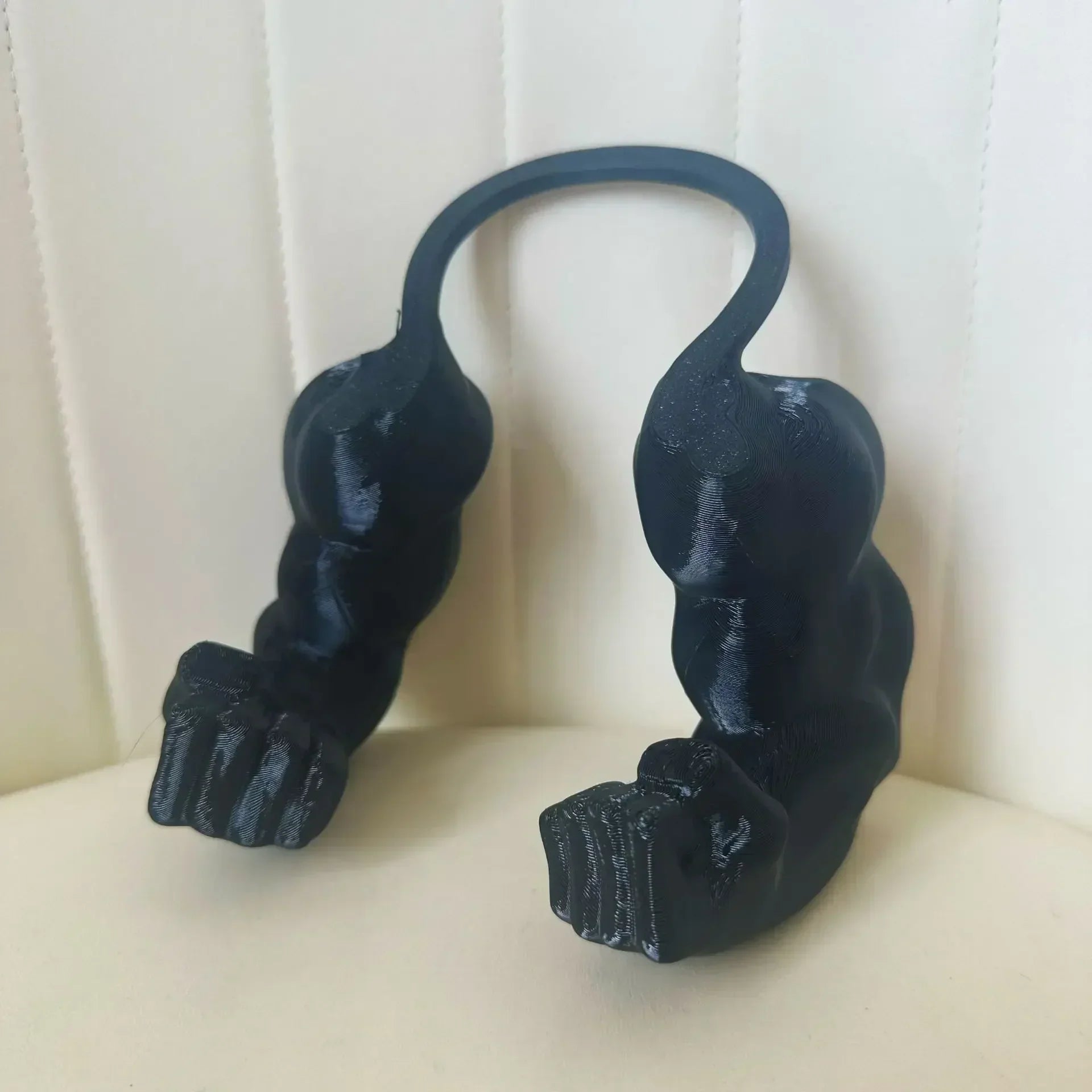 Katzenhalsband Bodybuilder-Arme