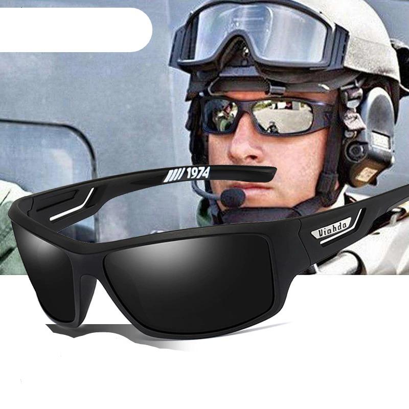 Sports sunglasses with photochromic lenses UV400
