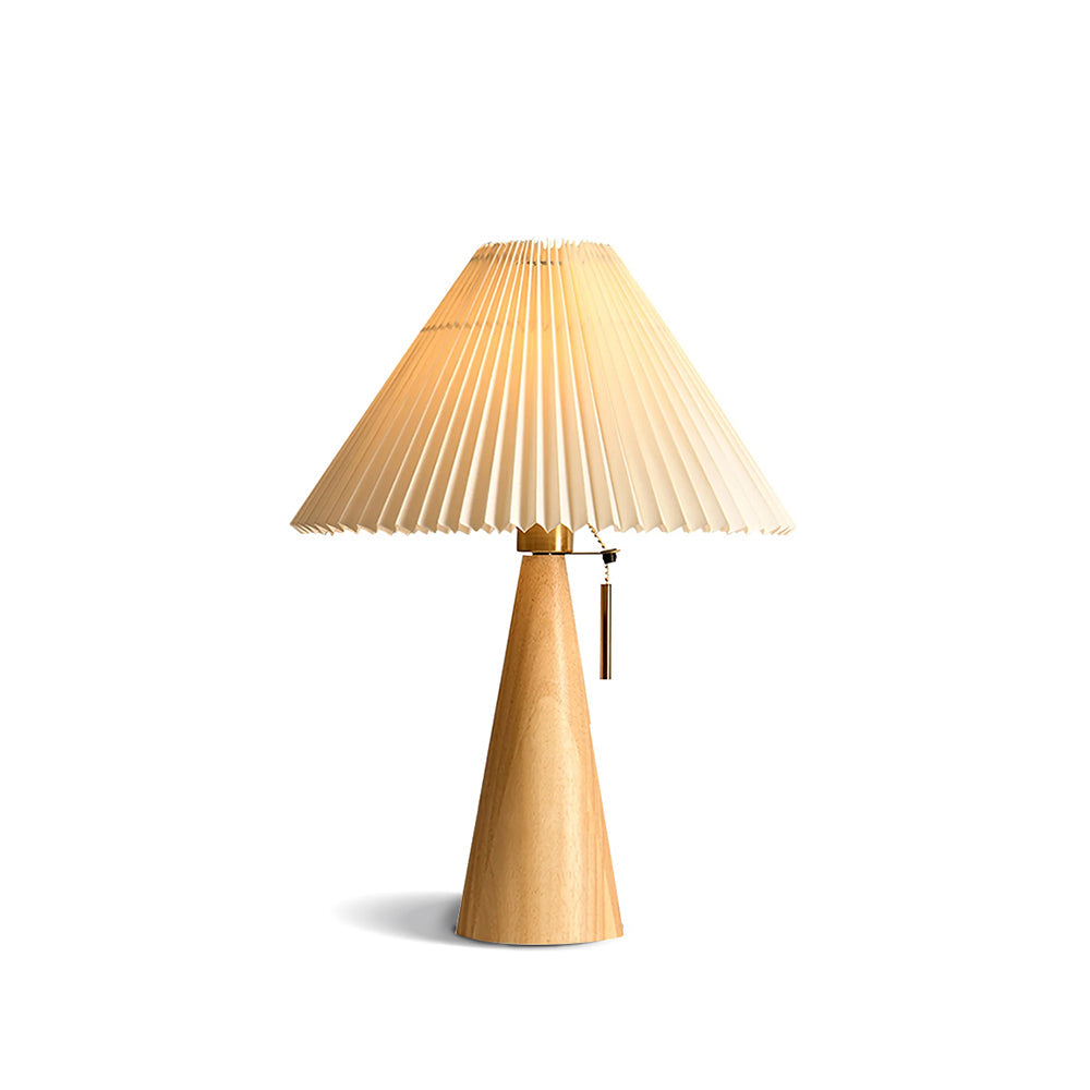 Tischlampe mit gefaltetem Lampenschirm und Holzfuß