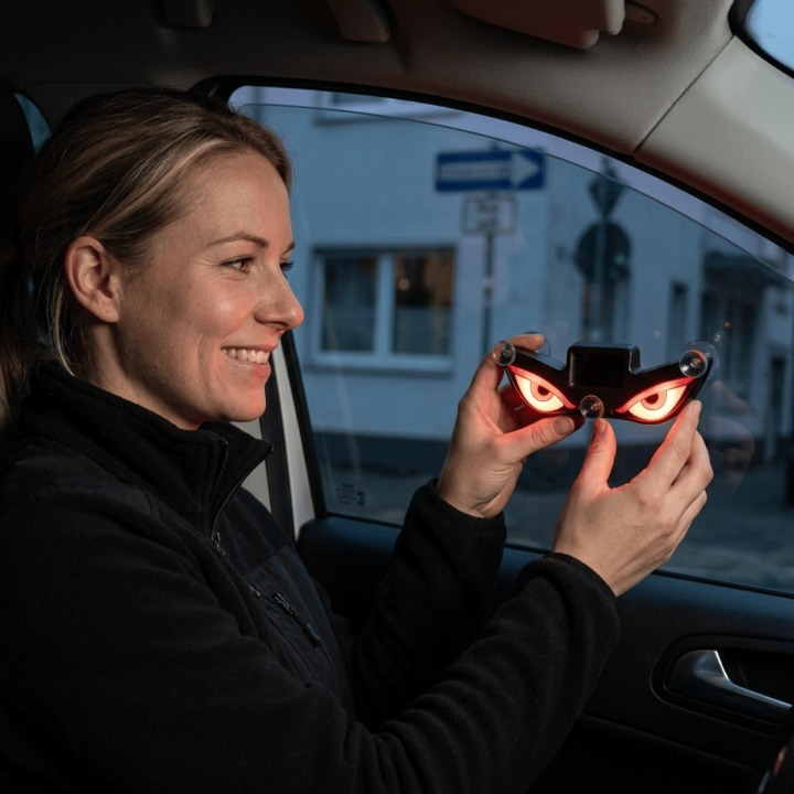 LED Car Window Light Solar with Eye Design