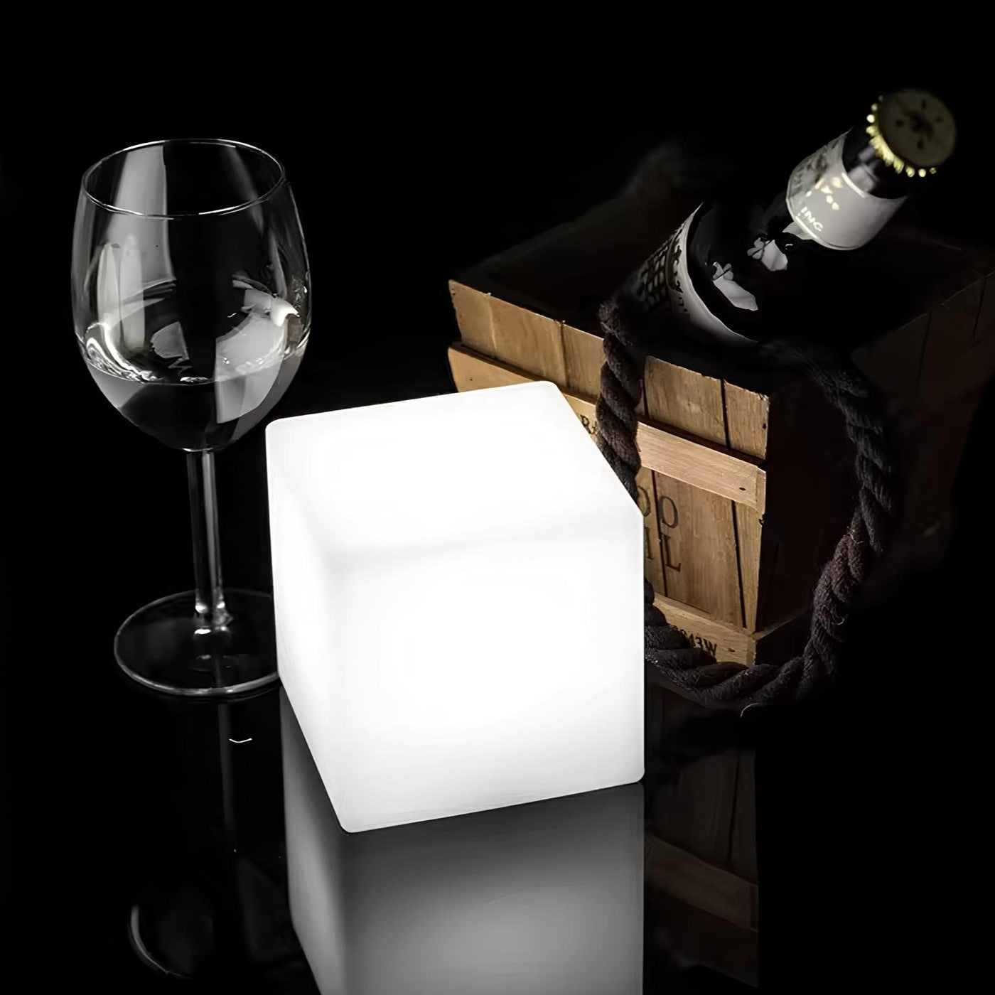 LED cube light for garden and terrace with remote control