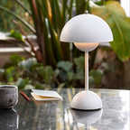 Dimmbare LED-Tischlampe mit Akku – Pilzform Design