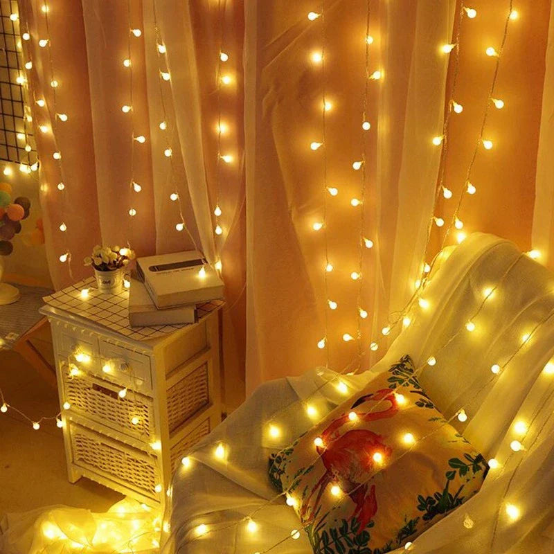 Solar-Lichterkette für Außen mit warmweißem und buntem Licht
