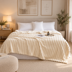 Fleece Kuscheldecke mit gerippter Struktur