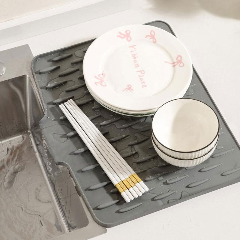 Silicone Drip Mat – Fast Drainage & Heat Resistant