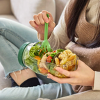 Salatbehälter mit Schichtensystem – Auslaufsicher