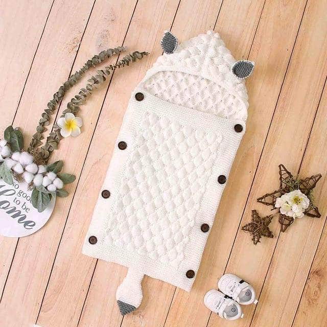 Baby-Schlafsack gestrickt mit Öhrchen und Schwanz