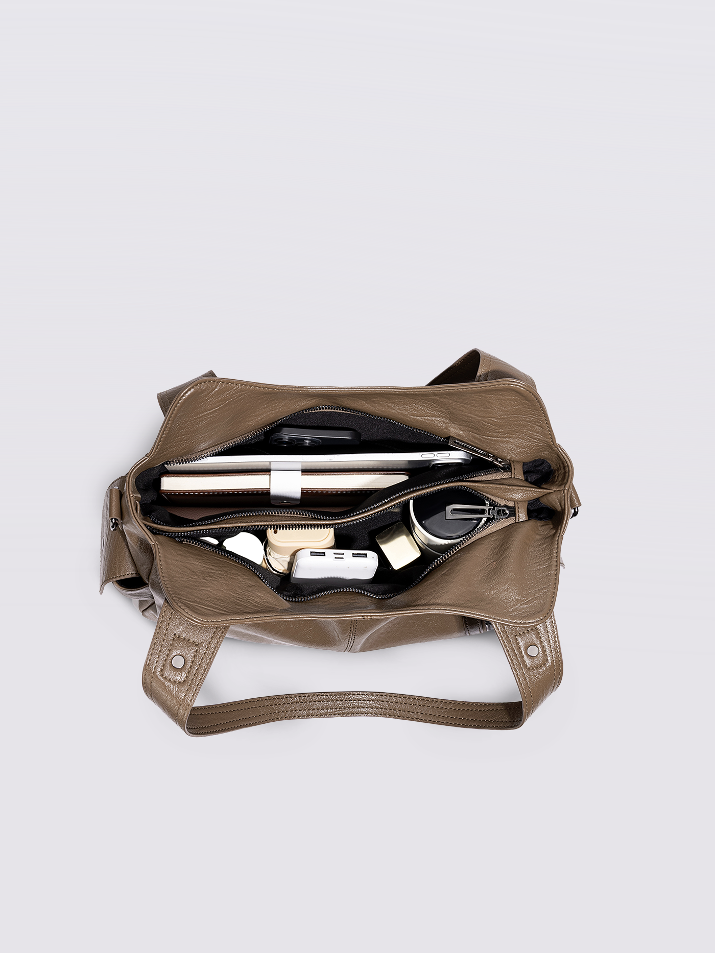 Handtasche mit Reißverschlusstaschen und abnehmbarem Trageriemen