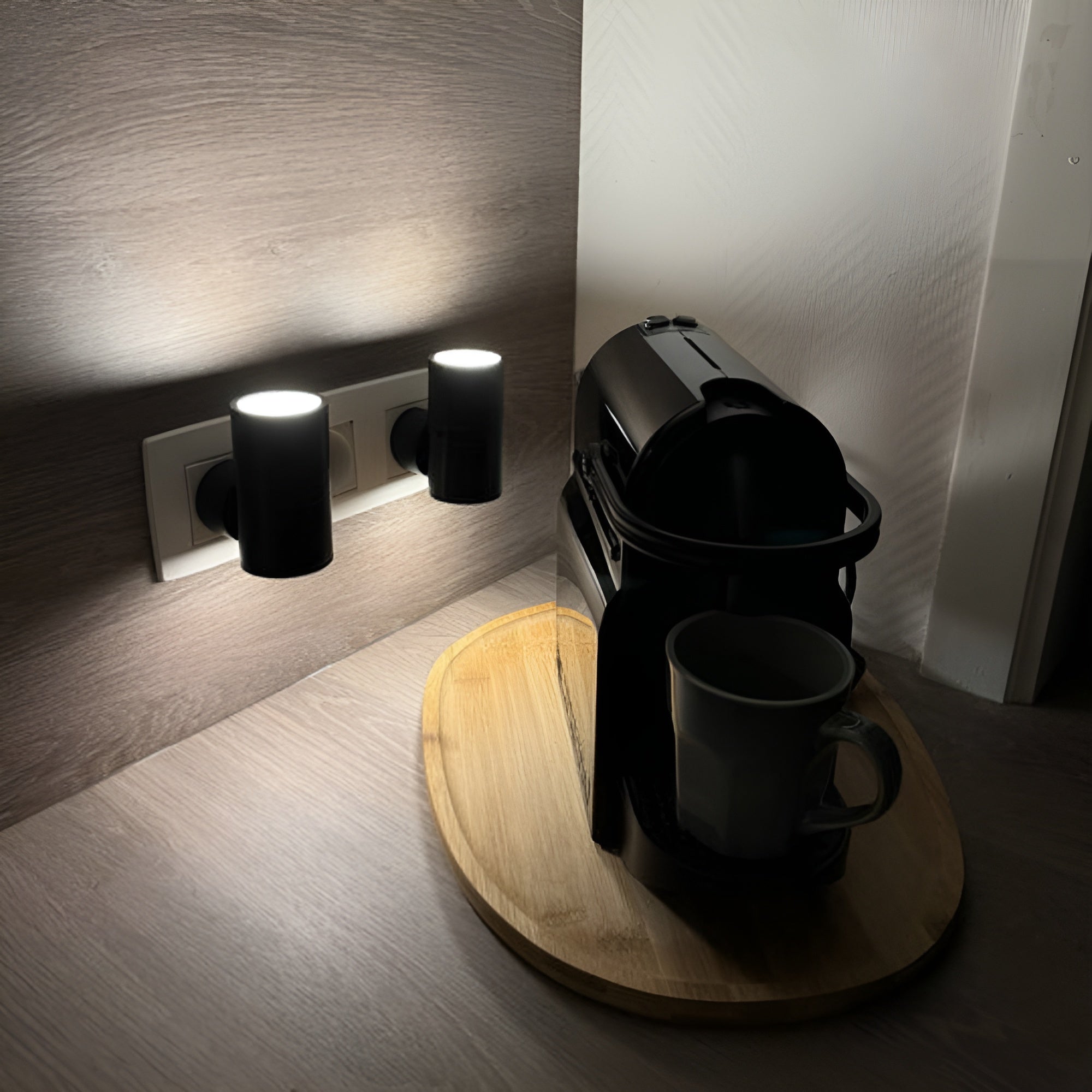 Dimmable Plug-in LED Night Light with Rotary Switch – Warm White Light