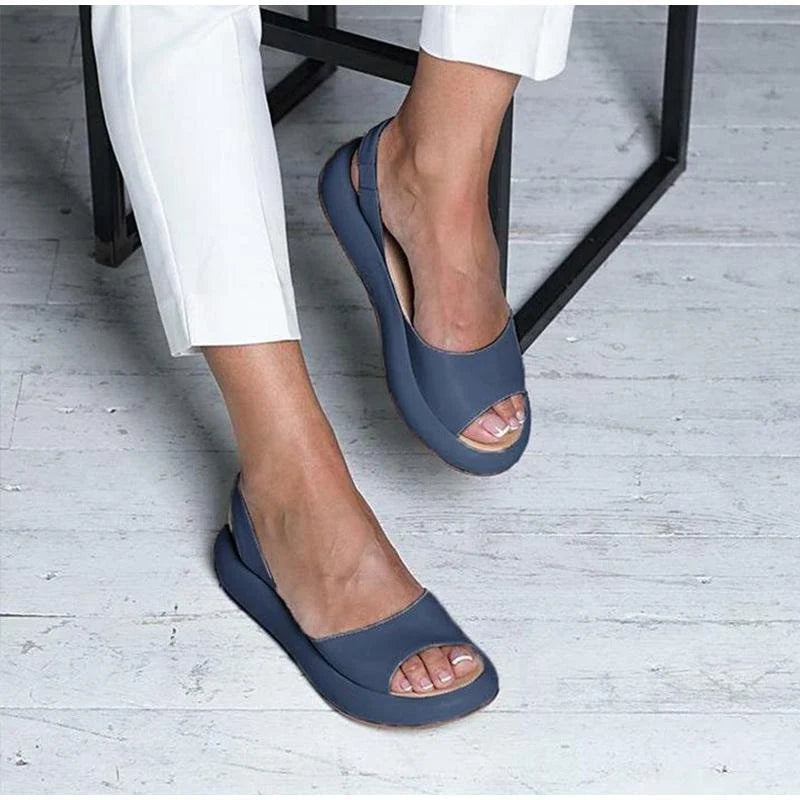 Comfort sandals for women with low heels – Orthopedically inspired