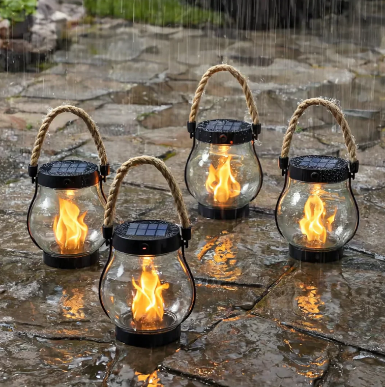 Solar flame lantern with real flicker effect — mood lighting for garden & terrace