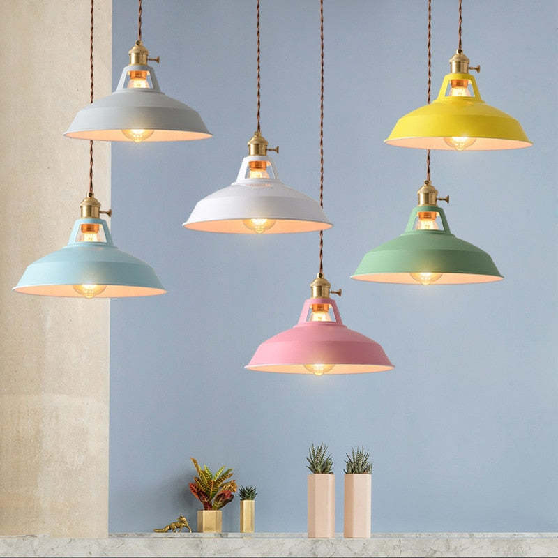 Pendelleuchte Industrial mit Metallschirm