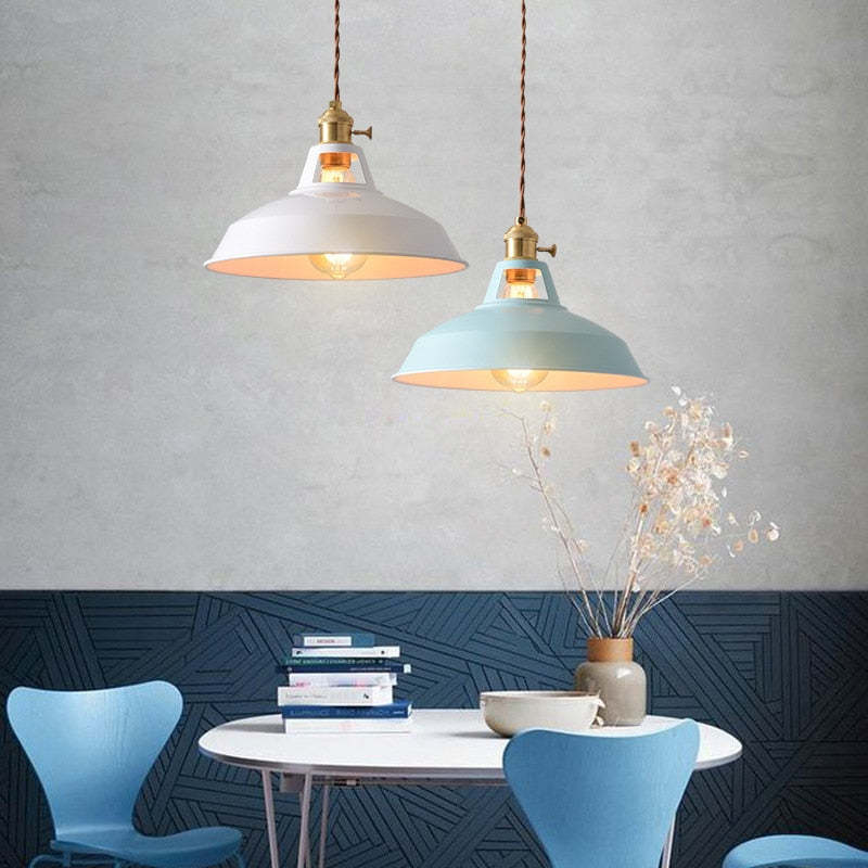 Pendelleuchte Industrial mit Metallschirm