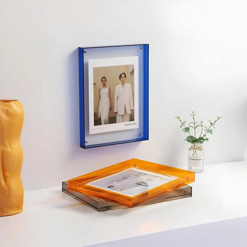 Acrylic picture frame with floating effect, in 9 translucent colors, 5 sizes