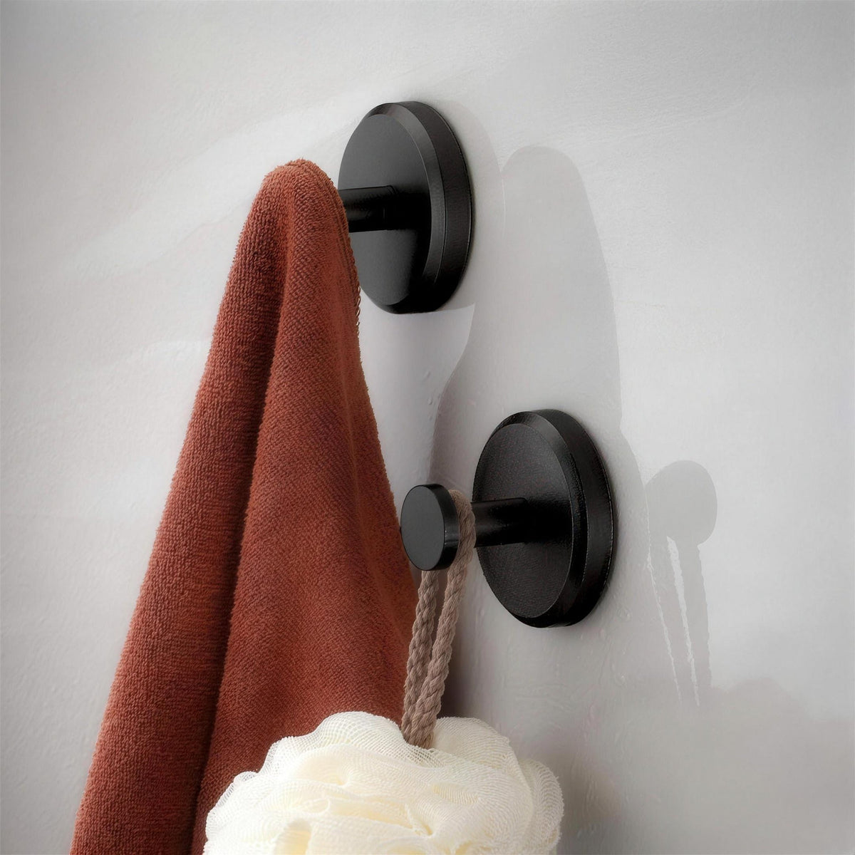 Stainless steel suction cup hooks Black & Silver – Set of 4, no drilling